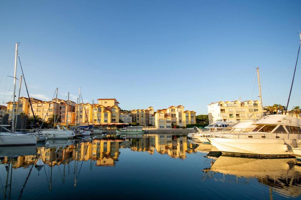 Mer Veilleuse Gruissan - Clim - Piscine ภายนอก รูปภาพ